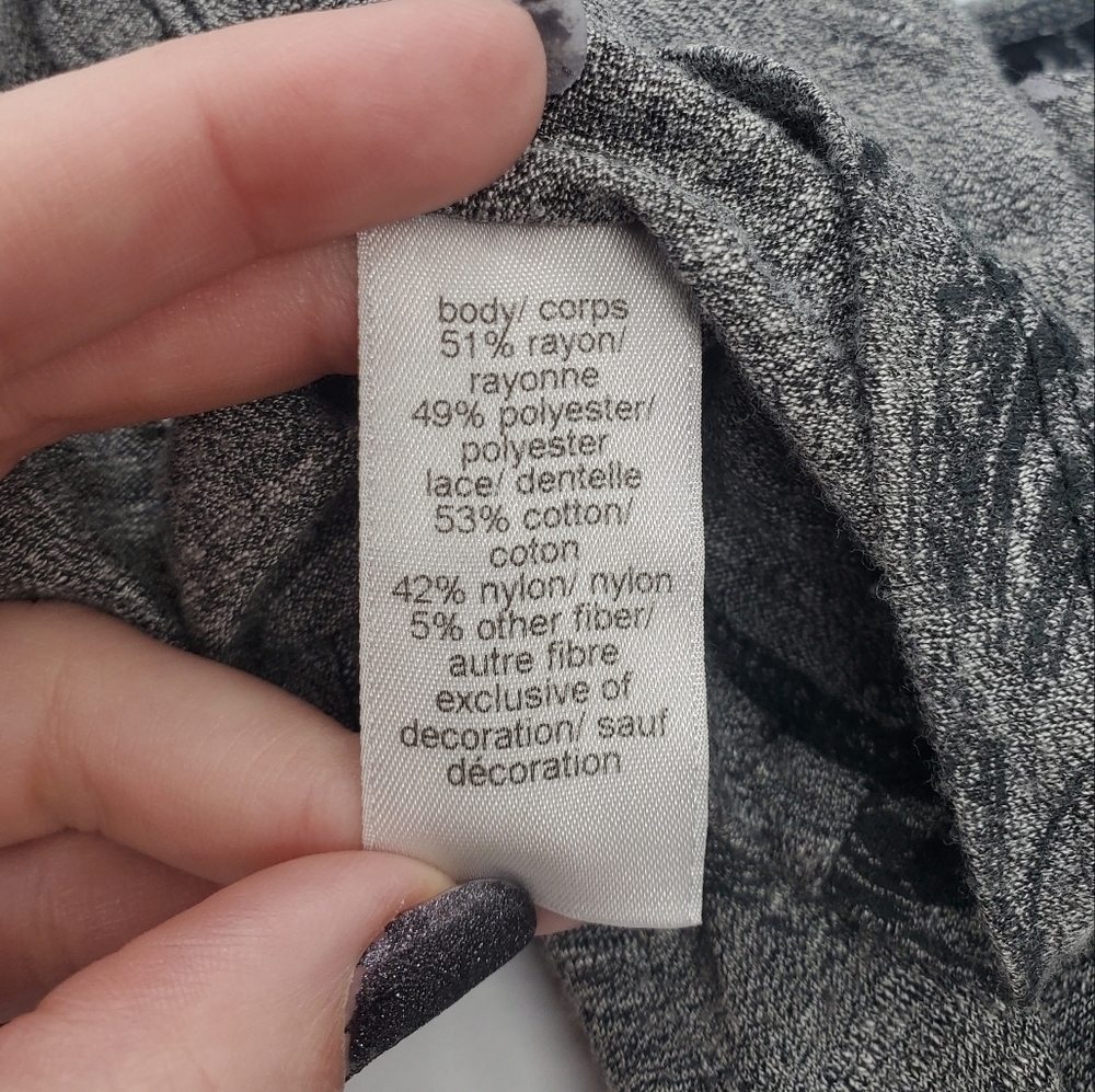 Maurices Graphic Print Long Sleeve Lace Back Top - Picture 5 of 6